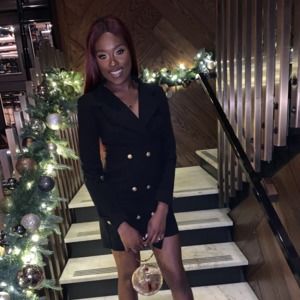 Meet your Posher, Zakiya